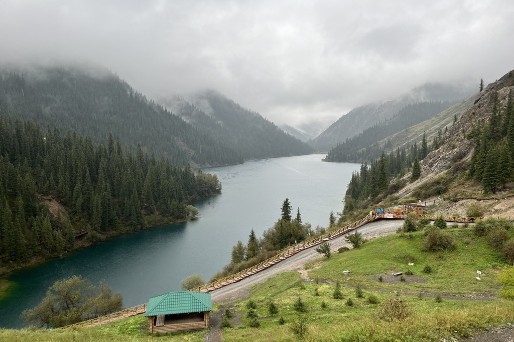 https://nomitrips.in/wp-content/uploads/2018/09/Kolsai-Lake-from-Almaty.jpg